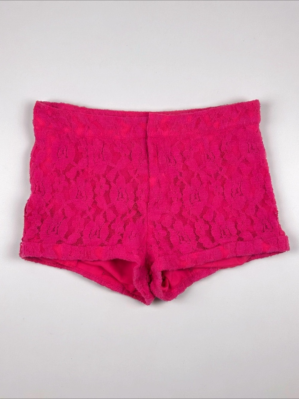 ✨ Forever 21 Hot Pink Floral Lace Shorts ✨